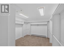 34 Olivers Pond Place thumbnail 28