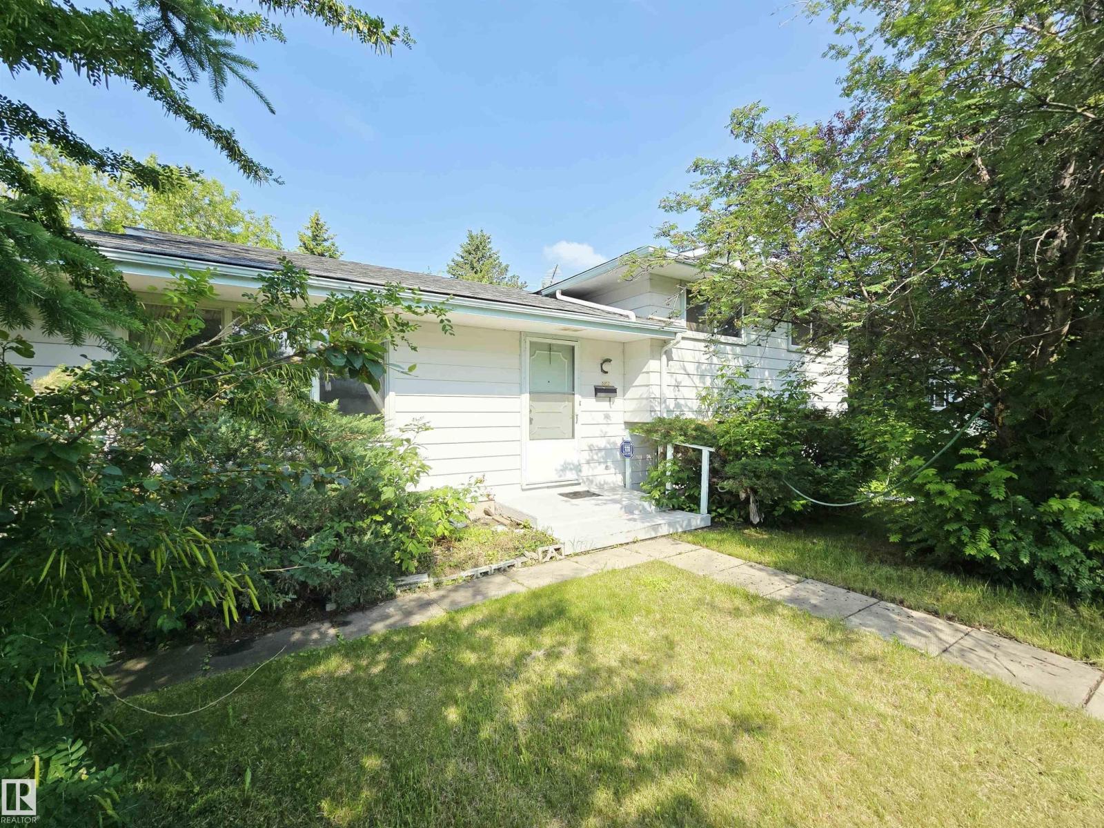 5012 143 ST NW - photo 3