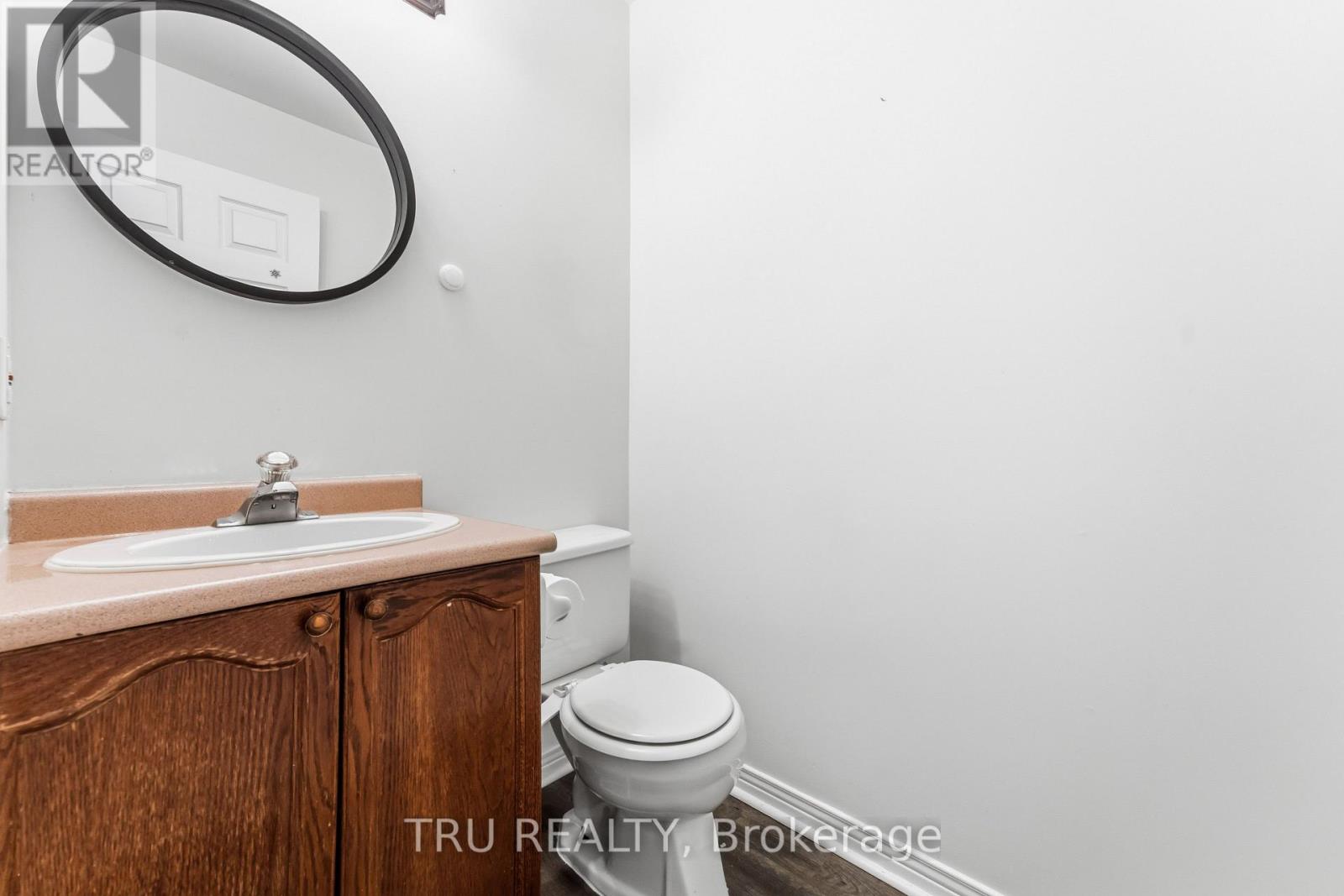43 KATHLEEN CRESCENT - 11