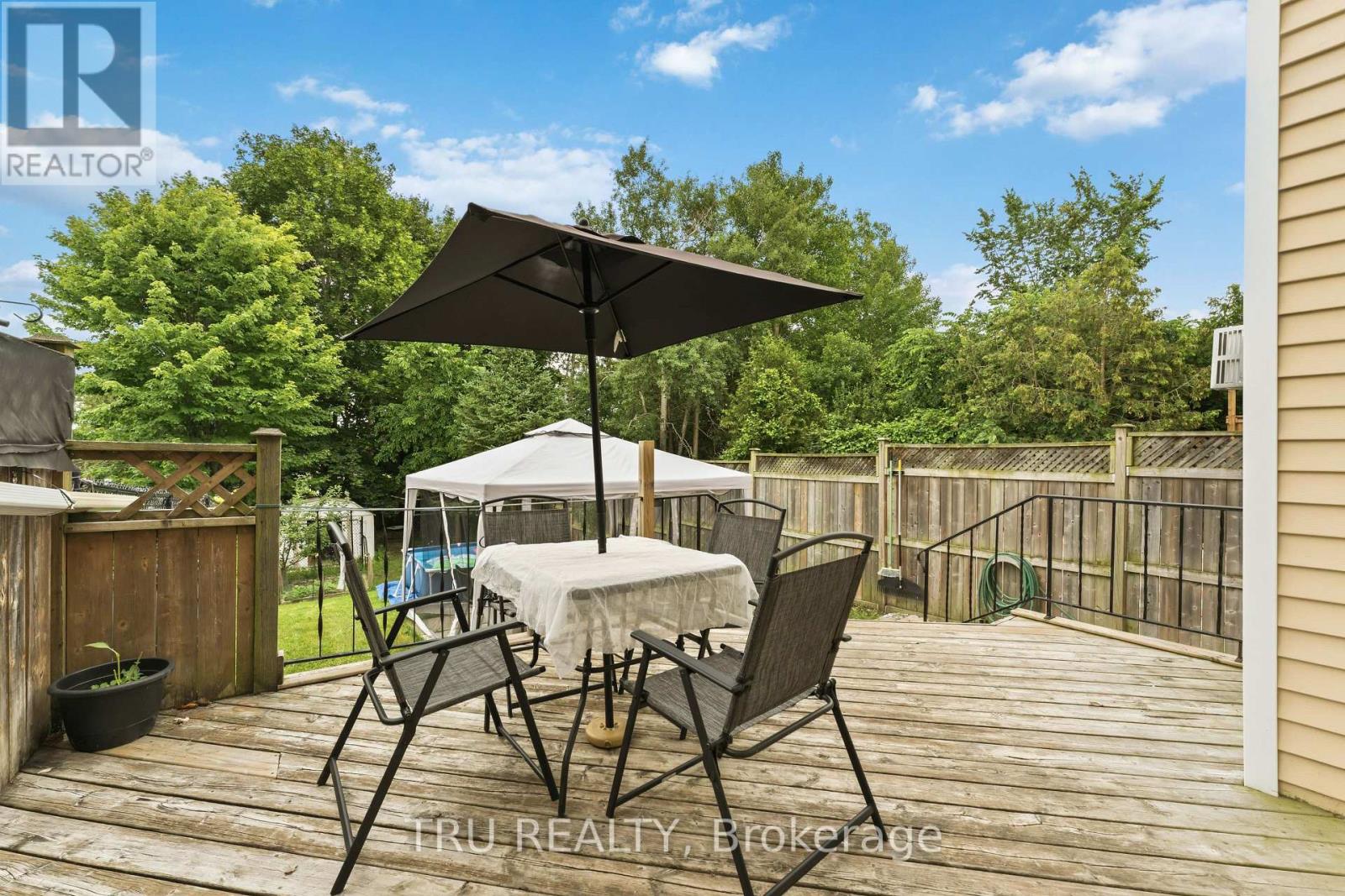 43 KATHLEEN CRESCENT - 25