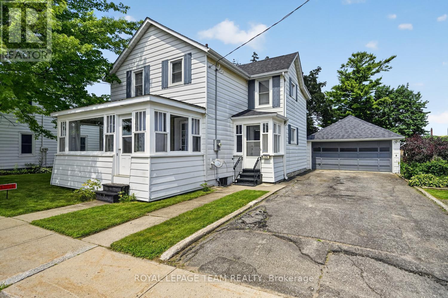 376 HYDE STREET - 1