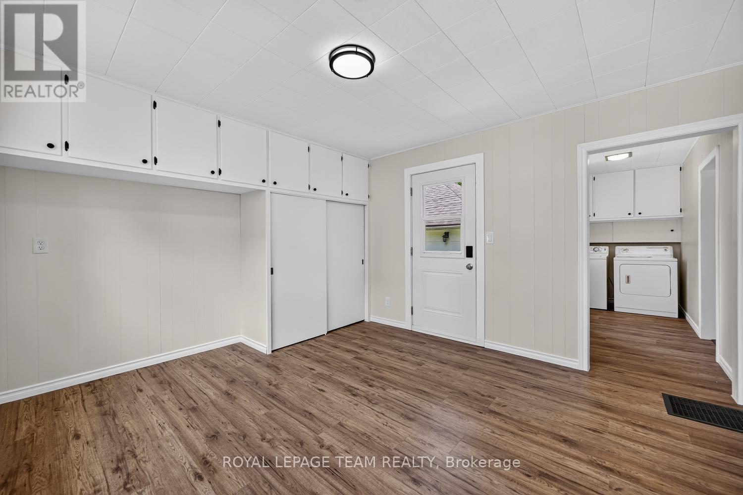 376 HYDE STREET - 18