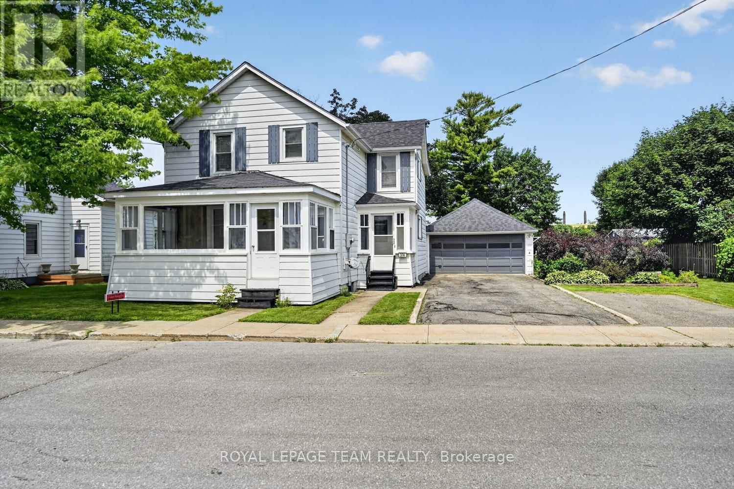 376 HYDE STREET - 2
