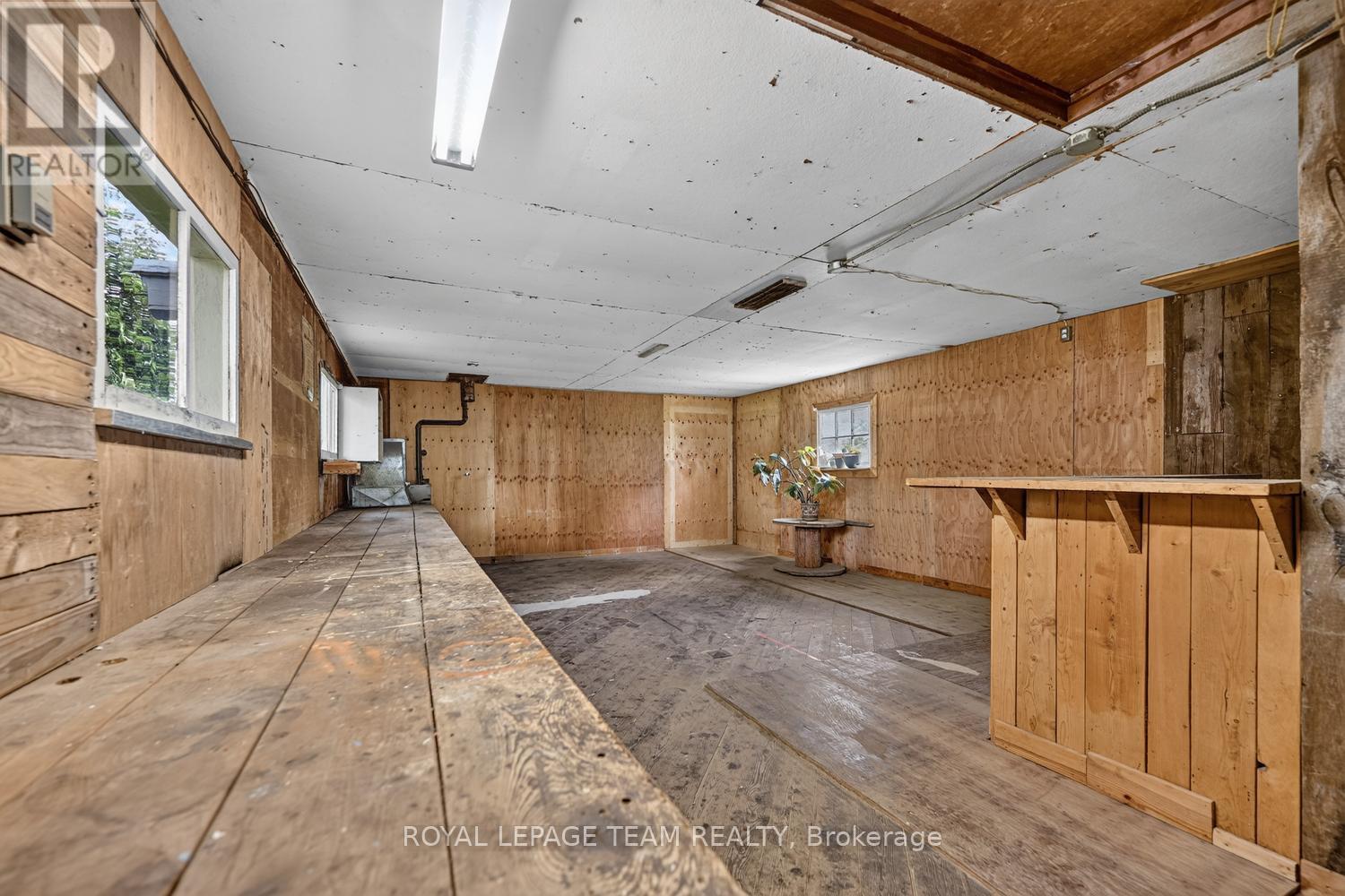 376 HYDE STREET - 29