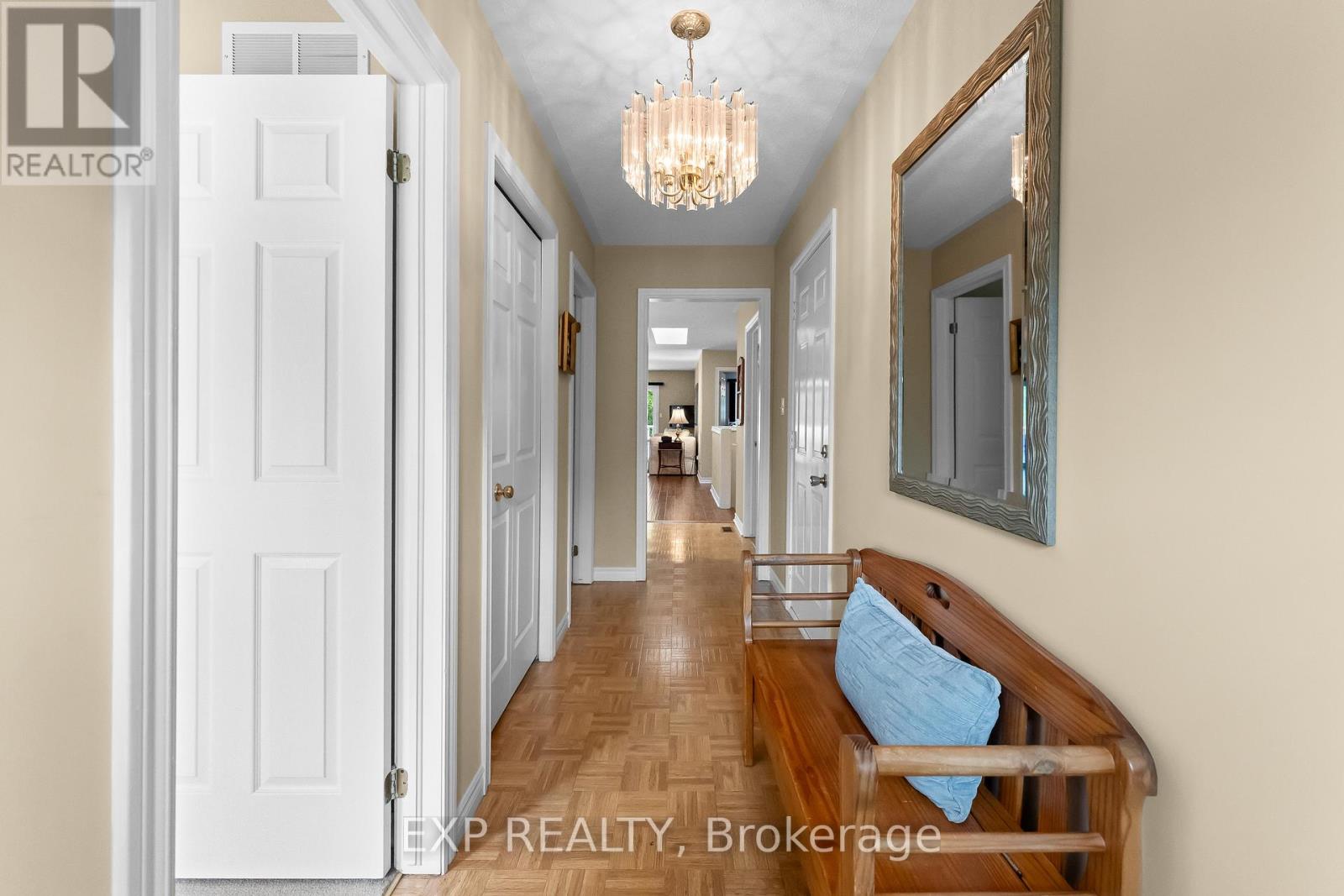 9 KINSMAN COURT S - 12
