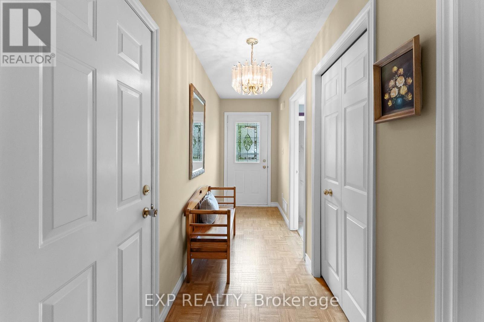 9 KINSMAN COURT S - 13