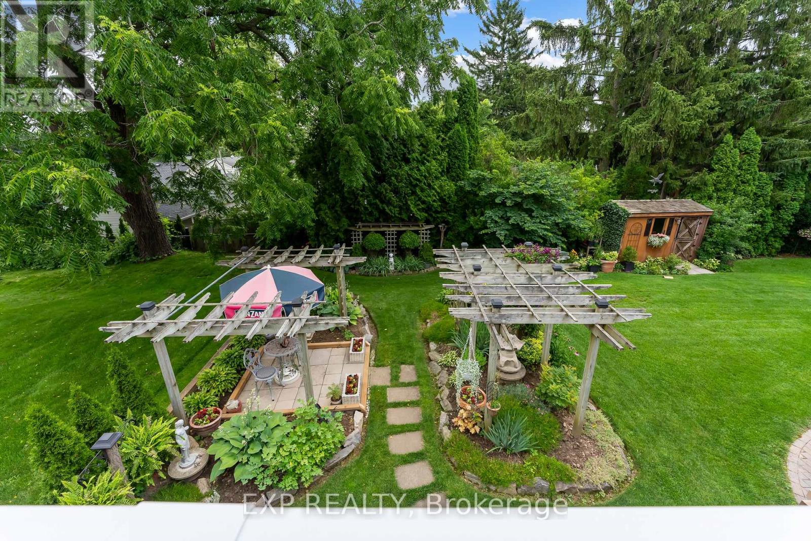 9 KINSMAN COURT S - 7