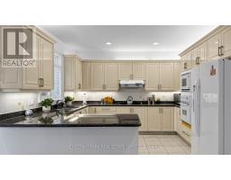 492 Ruth Avenue, Toronto, ON M2M2J3 Photo 10