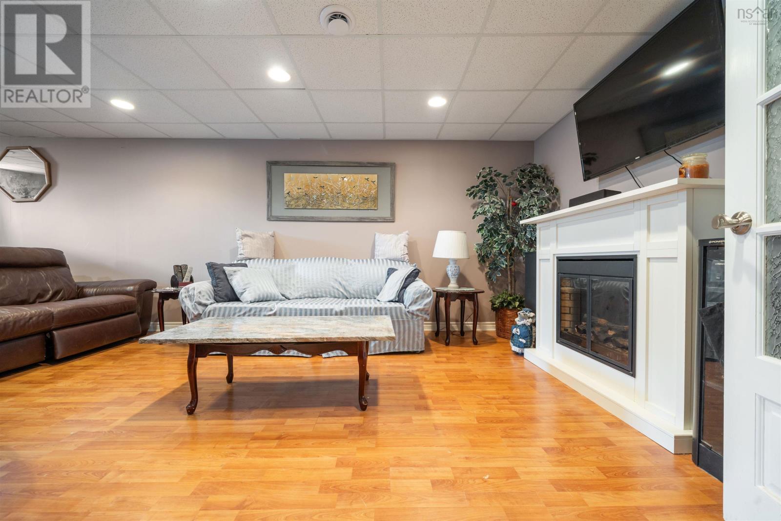 11 Grono Road - 33