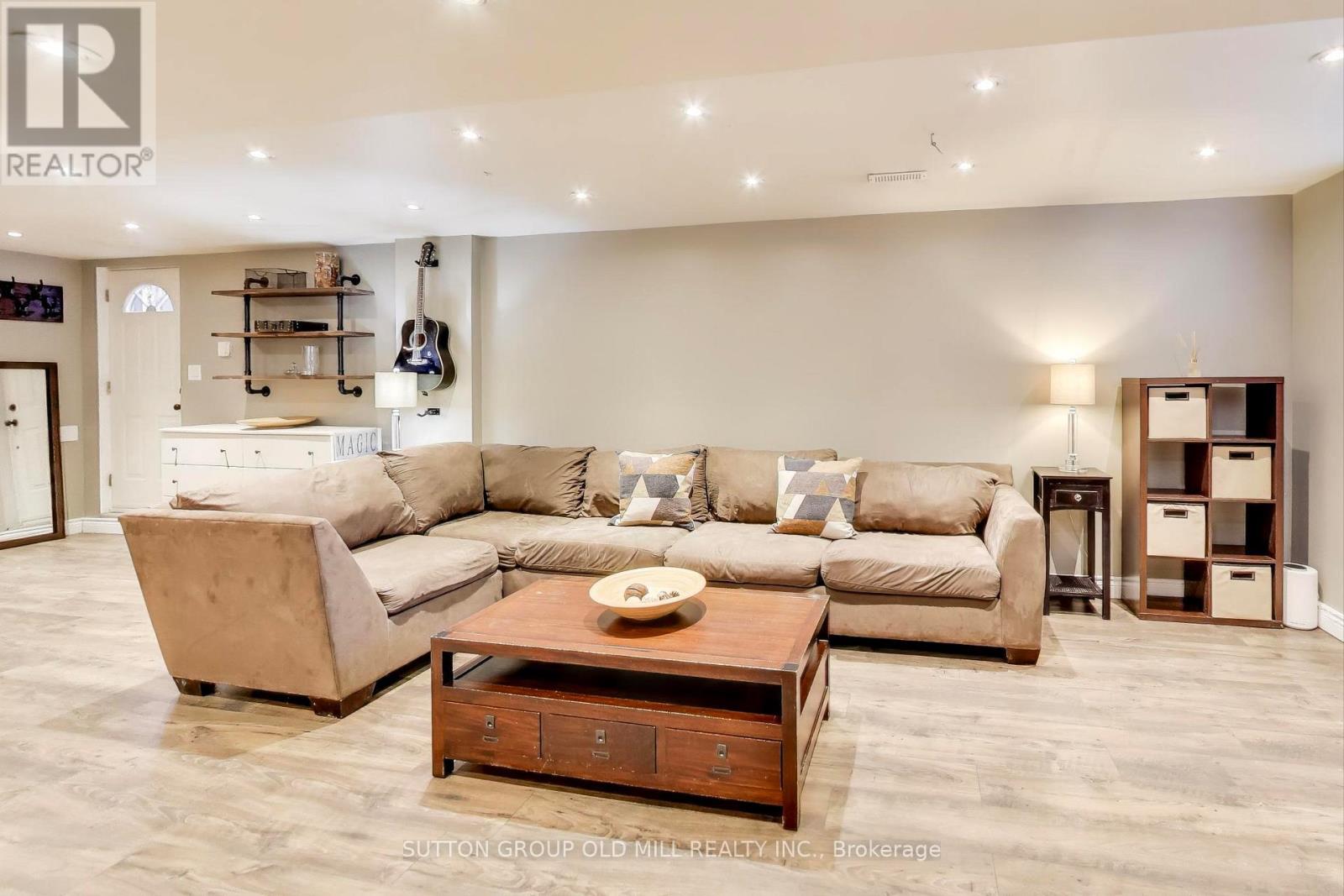 2 CHELWAY ROAD - 27