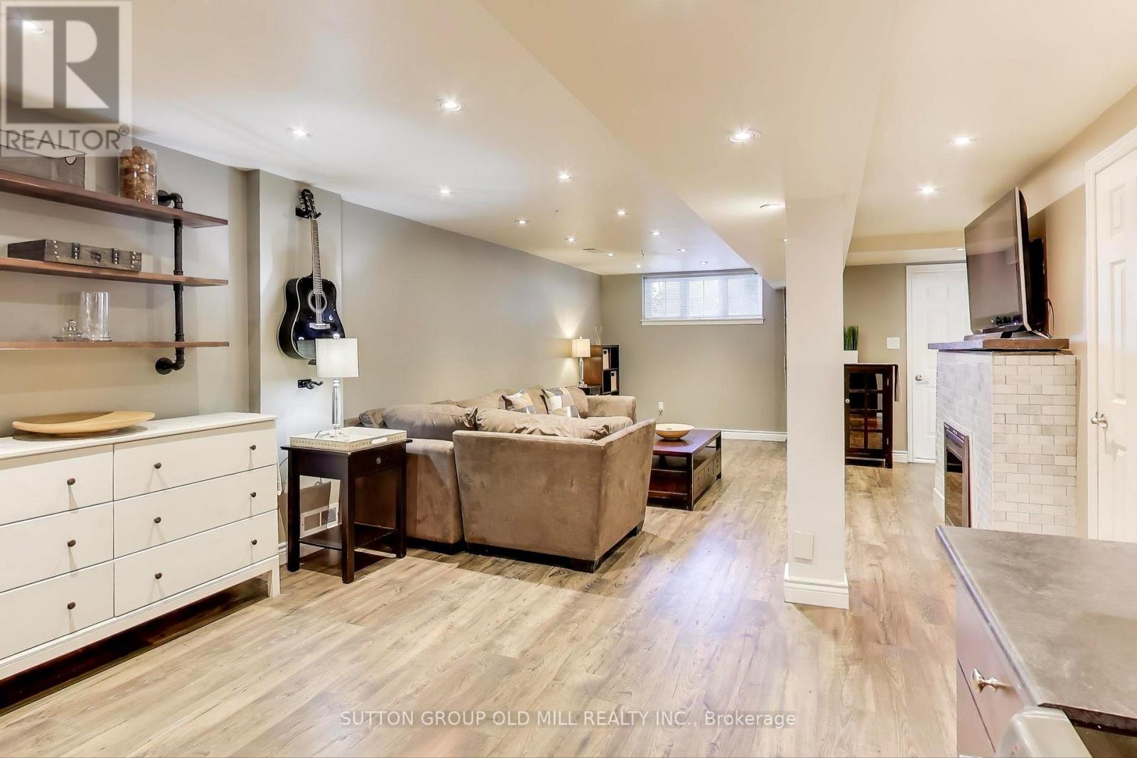 2 CHELWAY ROAD - 28