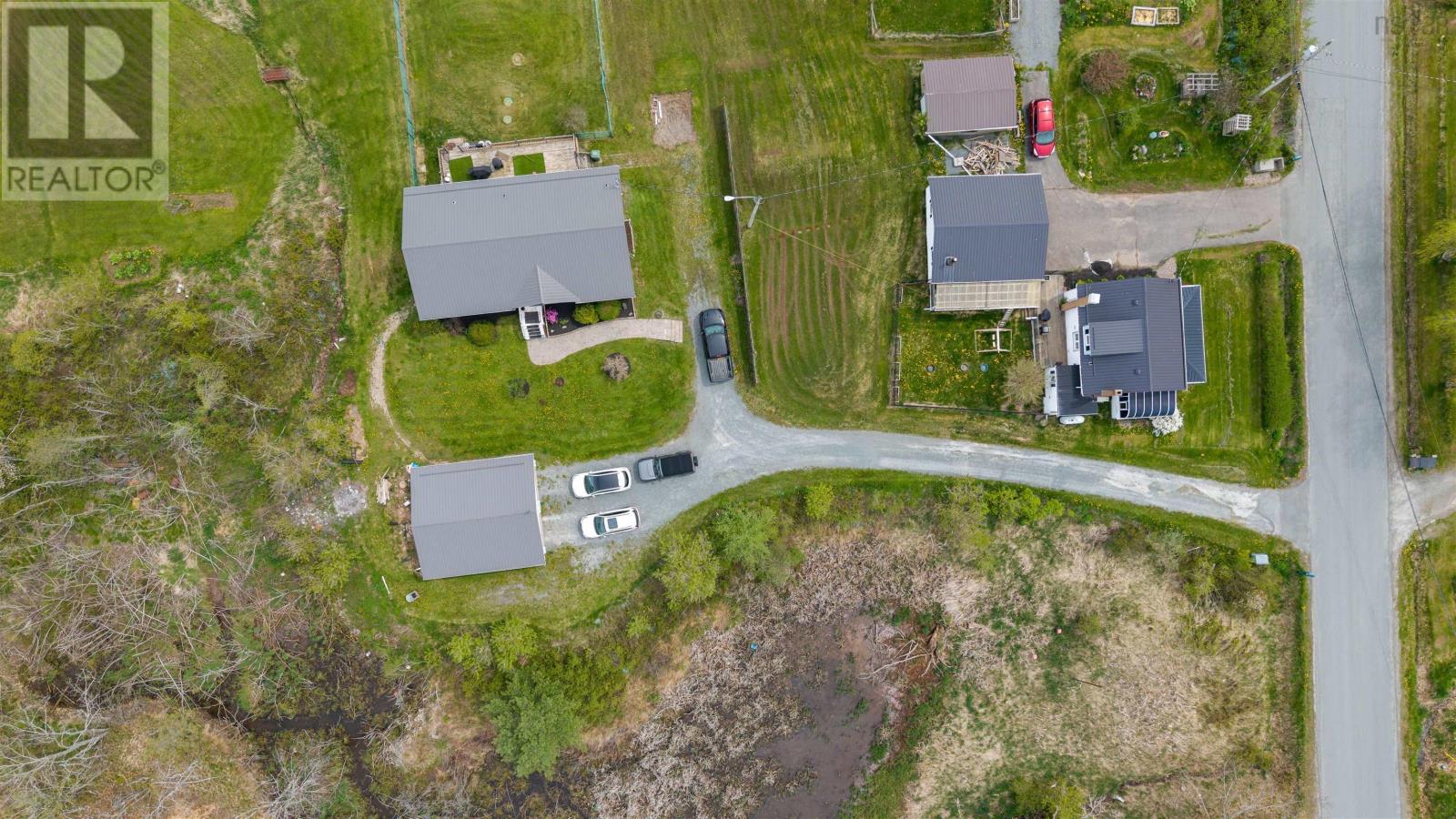 11 Grono Road - 44