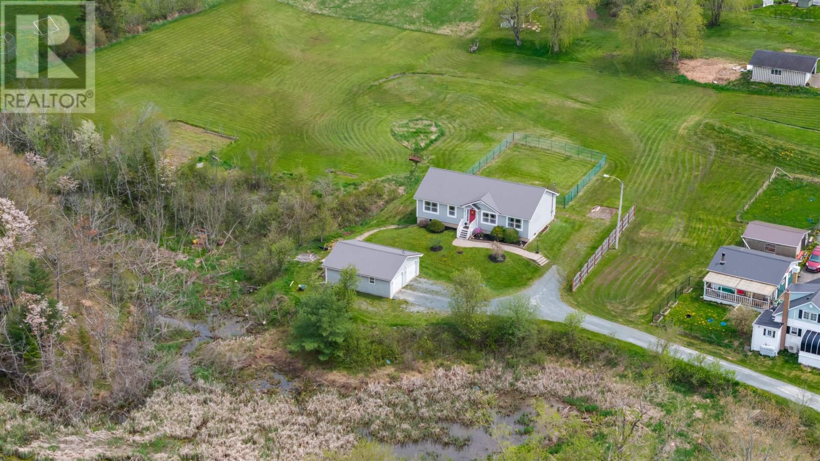 11 Grono Road - 50
