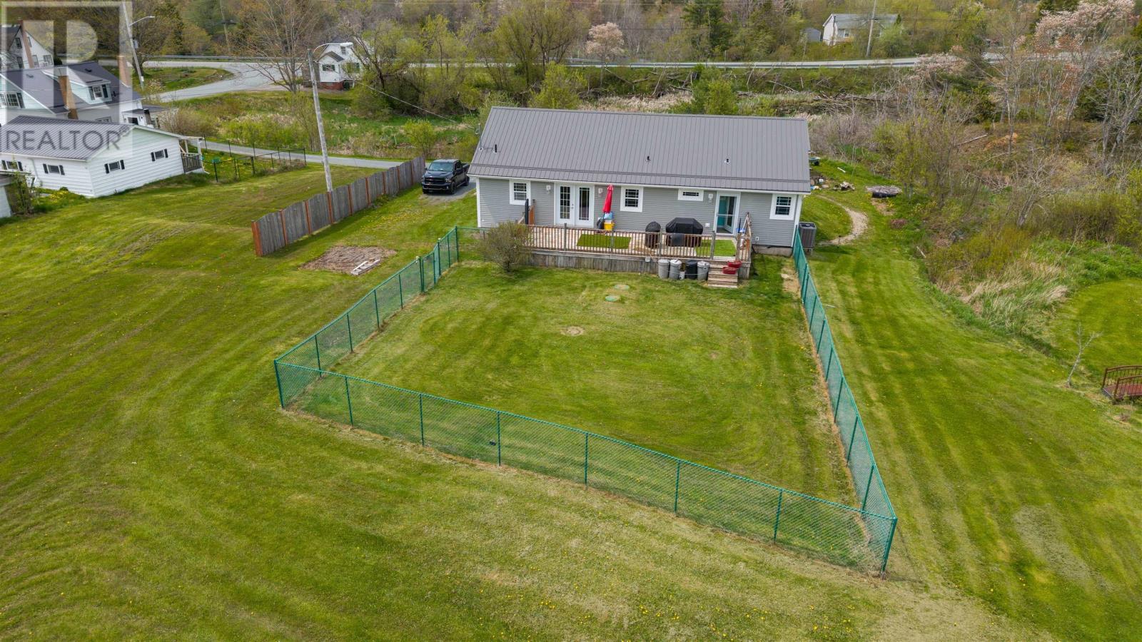 11 Grono Road - 41
