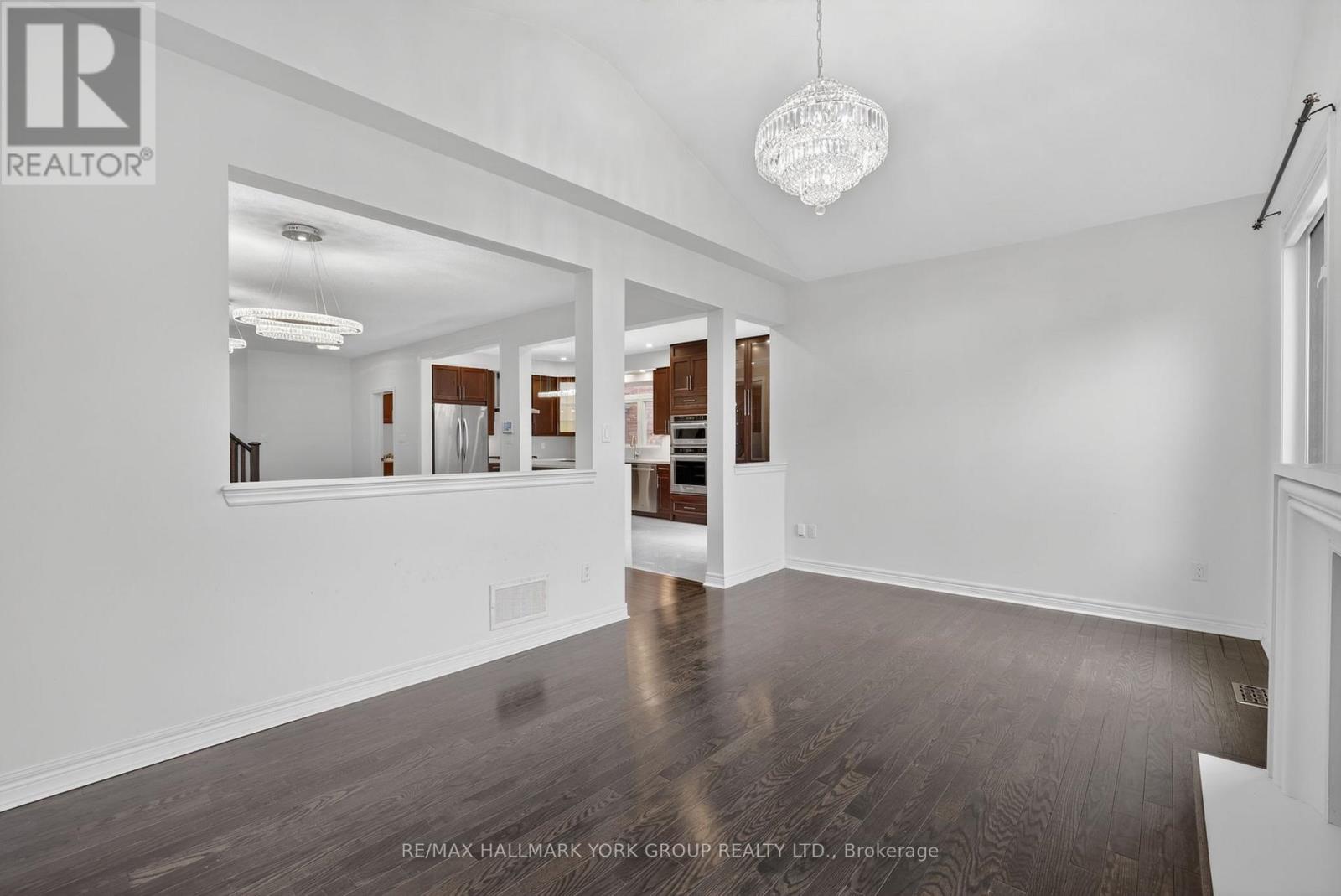 35 AMBERWING LANDING - 24