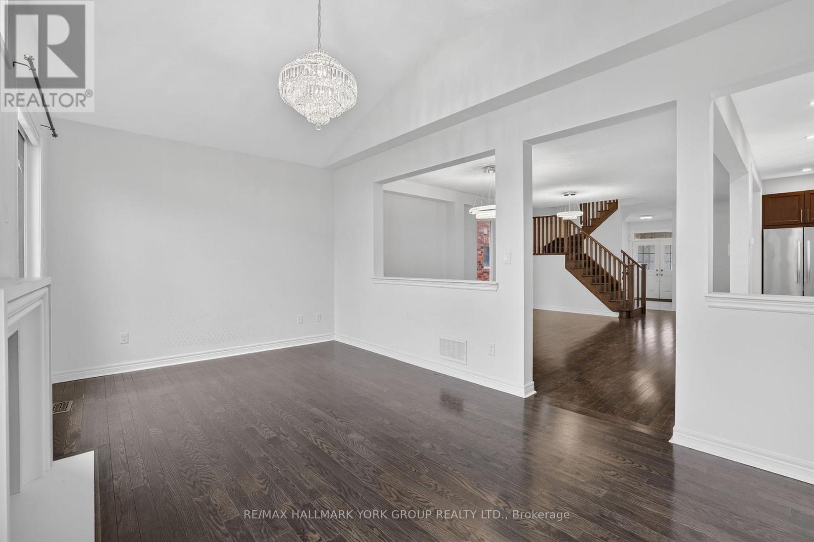 35 AMBERWING LANDING - 25