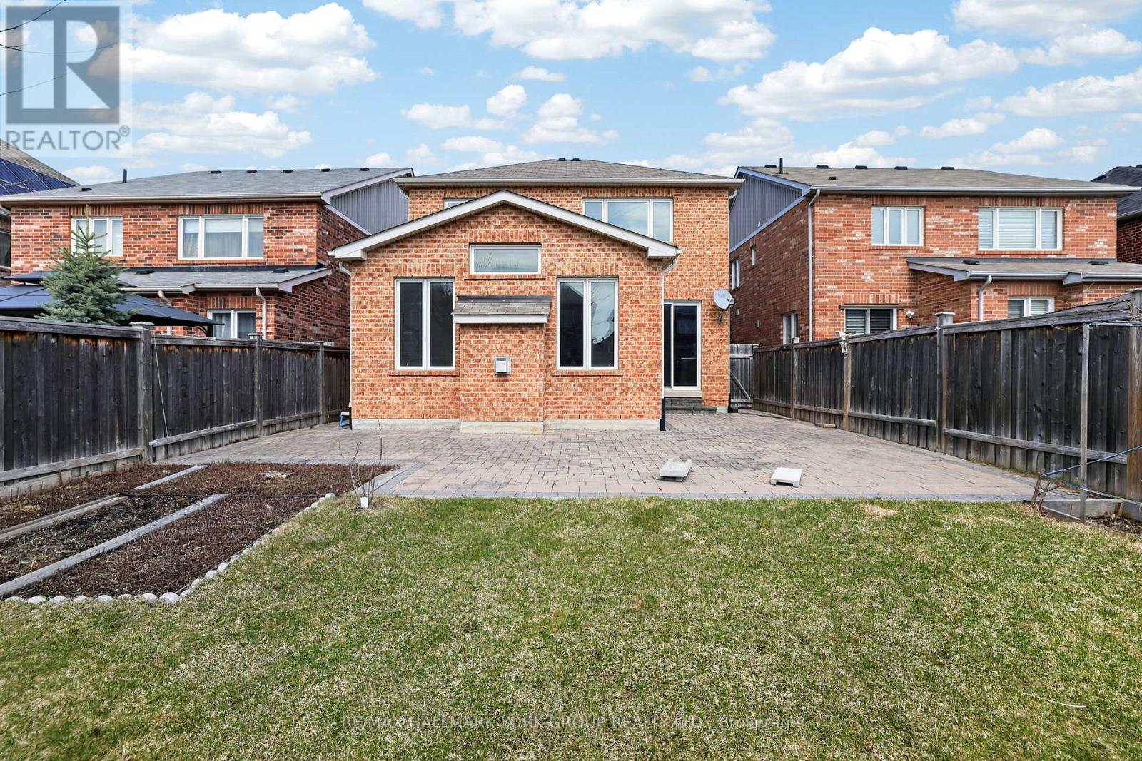35 AMBERWING LANDING - 45