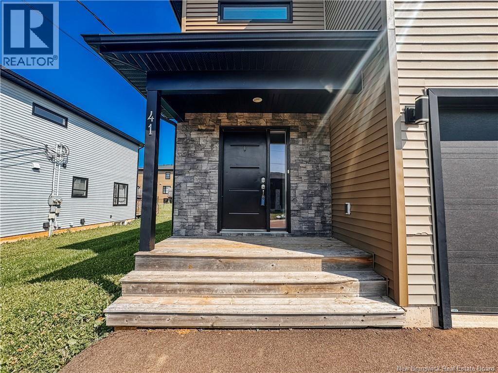41 Timandra Crescent - 35
