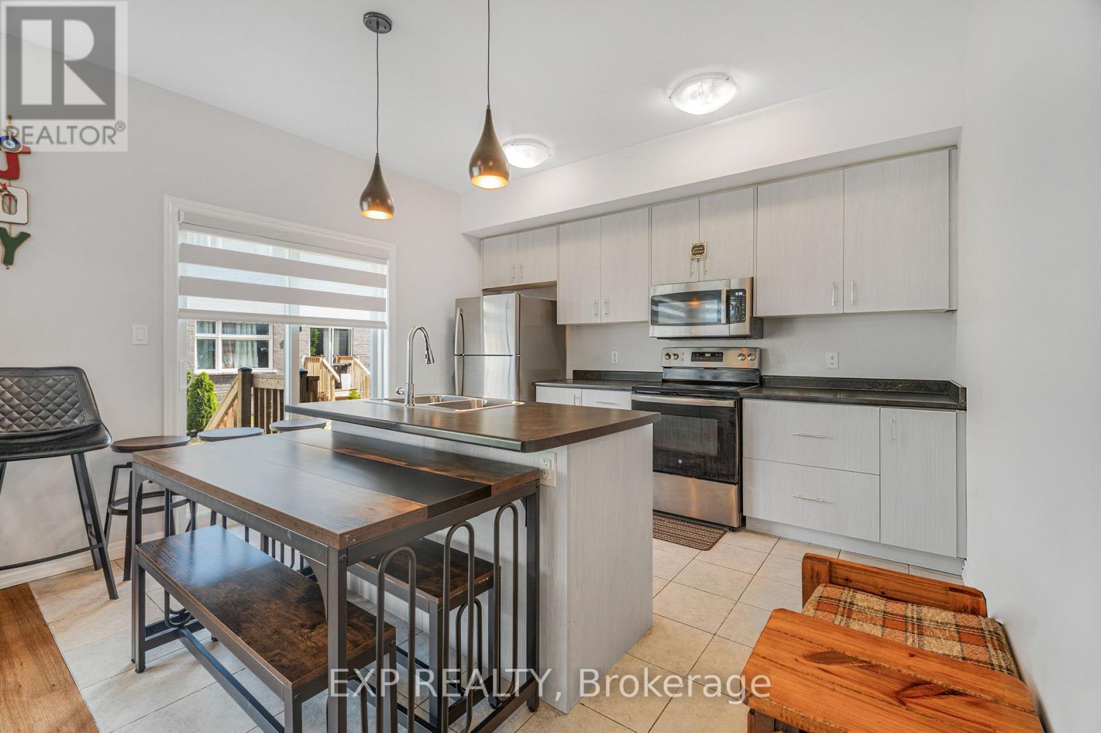 #28 5672 DORCHESTER ROAD - 13
