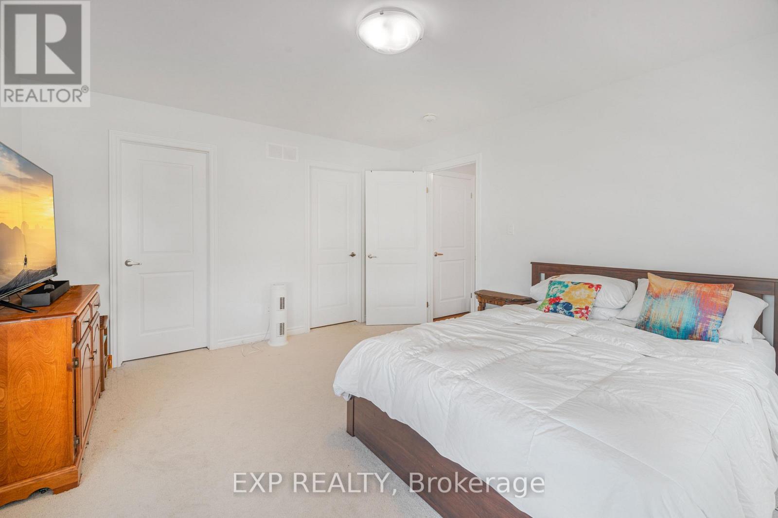 #28 5672 DORCHESTER ROAD - 18