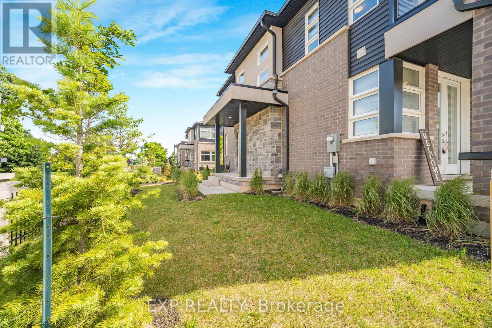 #28 5672 DORCHESTER ROAD - 2