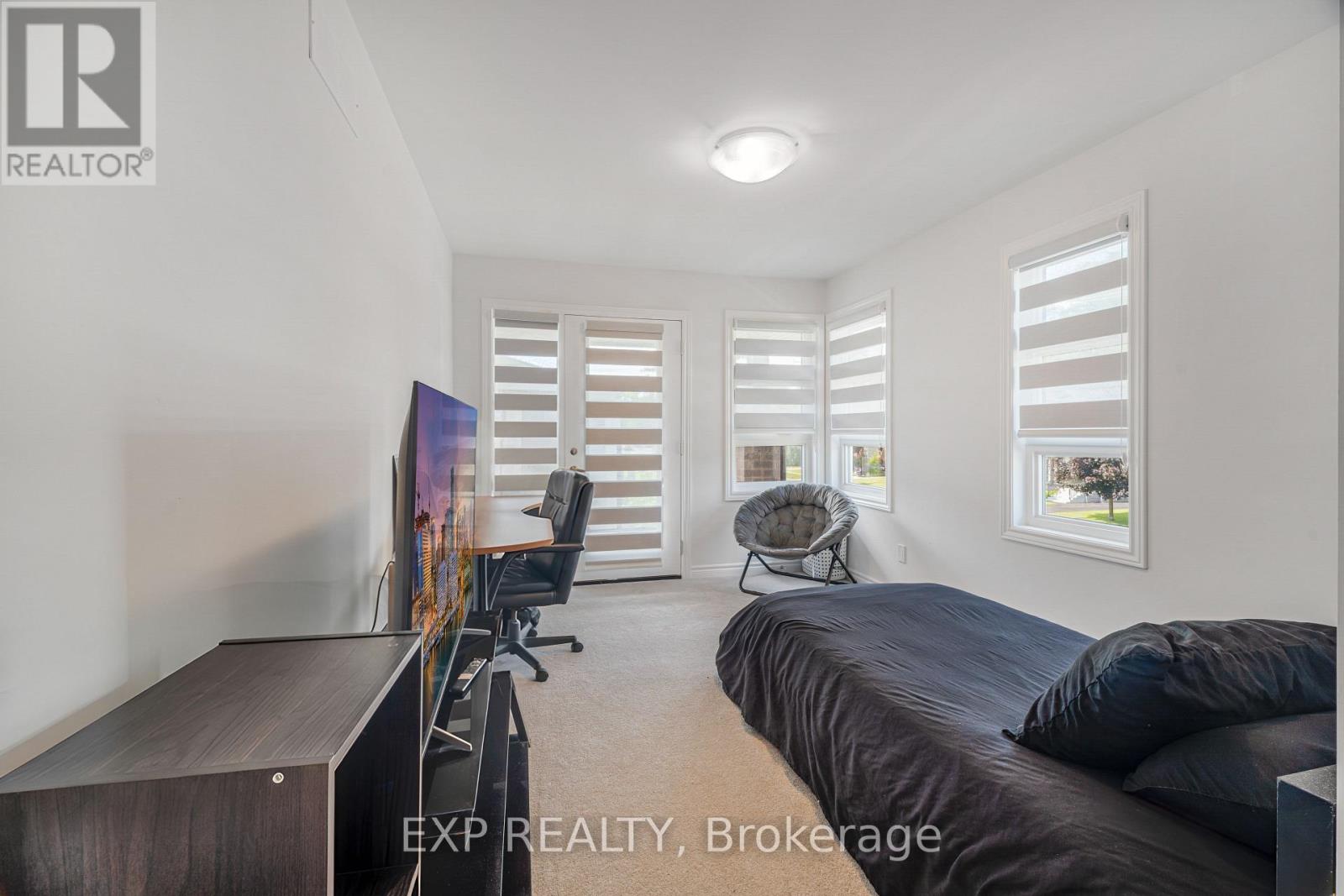 #28 5672 DORCHESTER ROAD - 26