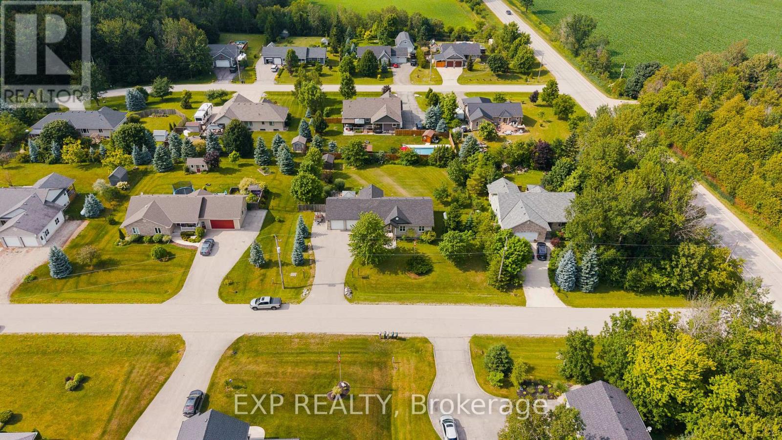 14 REGENCY DRIVE - 38
