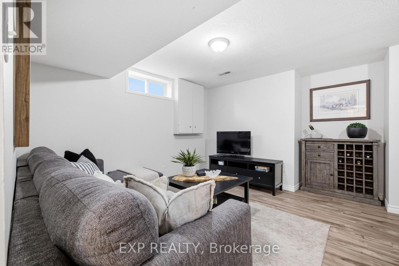 704 JACOB LANE - Image 23