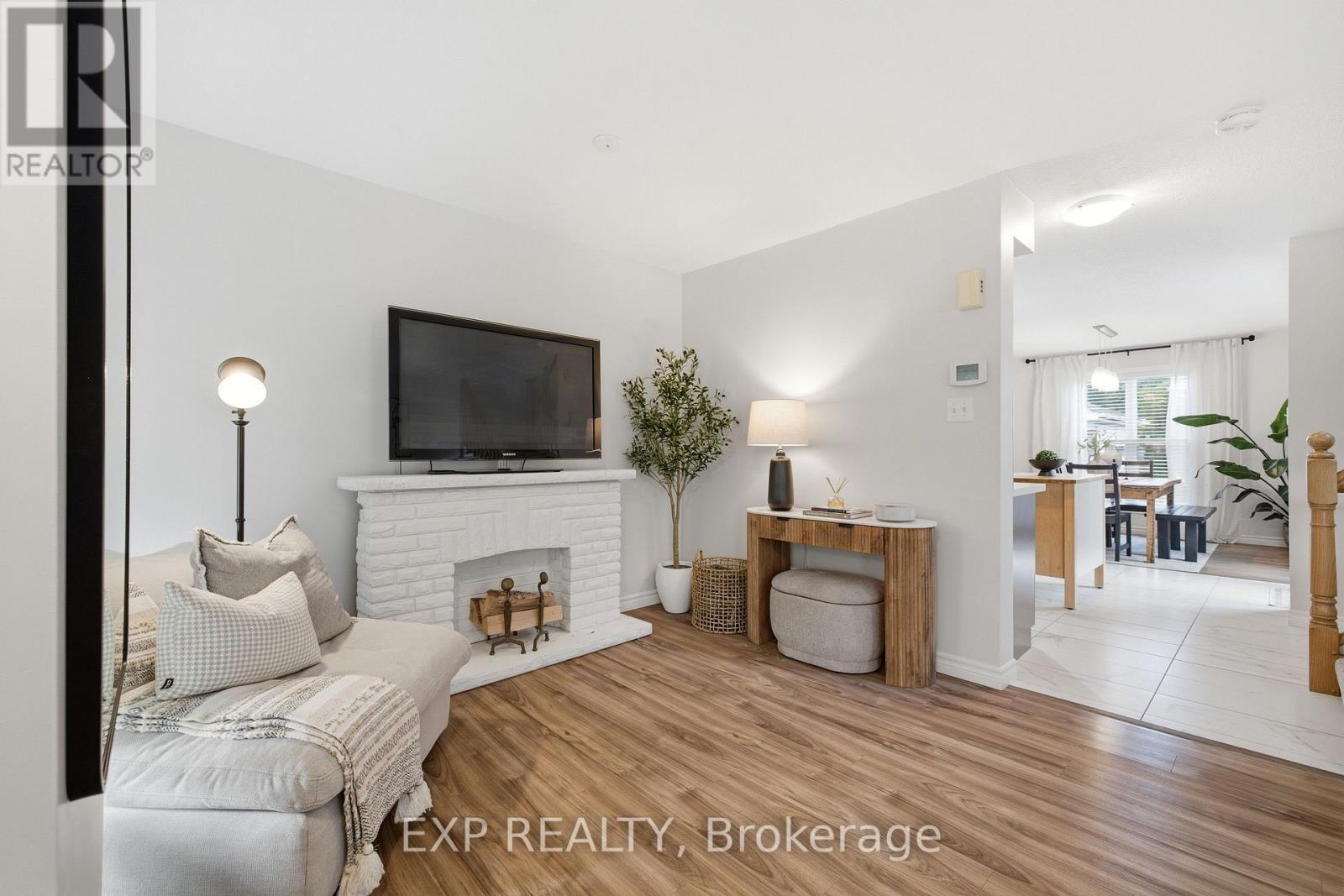 704 JACOB LANE - Image 7