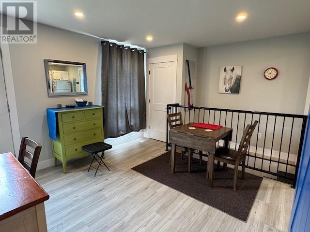 14 East Drive - 7