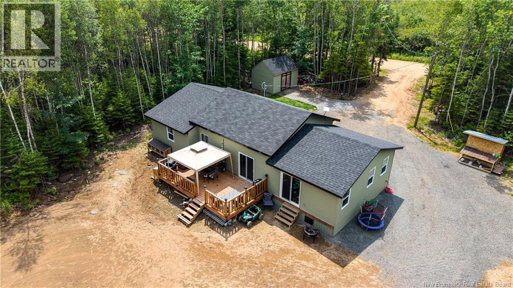 477 Village Des Cormier Road - 48
