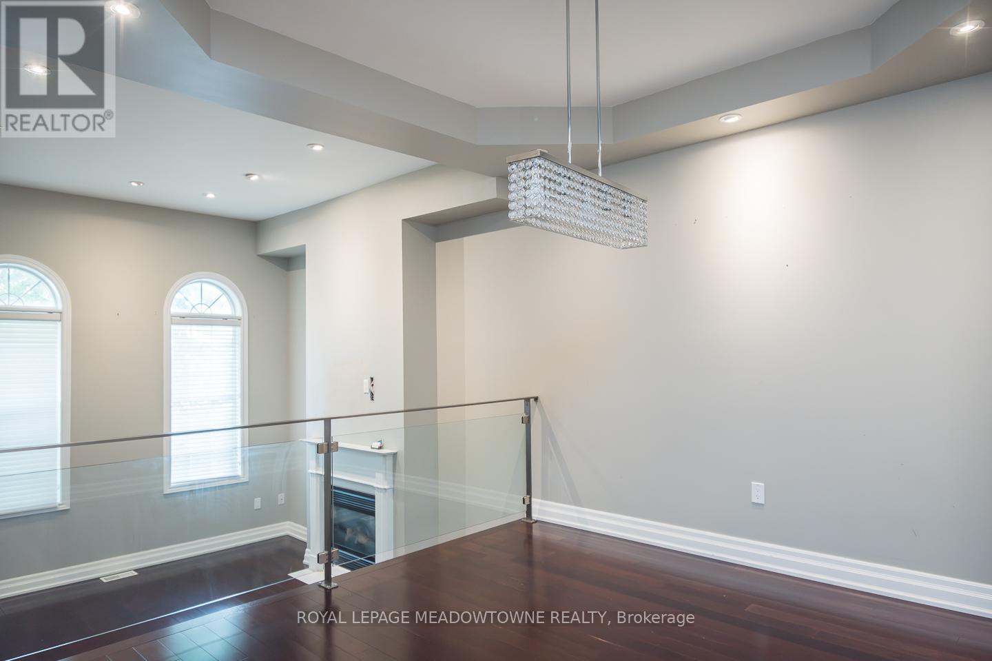 3486 EGLINTON AVENUE W - 12