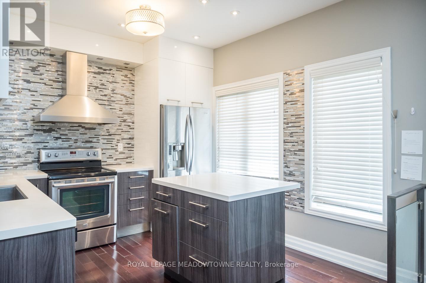 3486 EGLINTON AVENUE W - 14