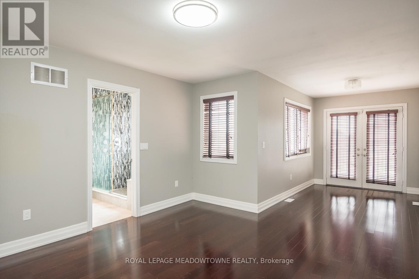 3486 EGLINTON AVENUE W - 19