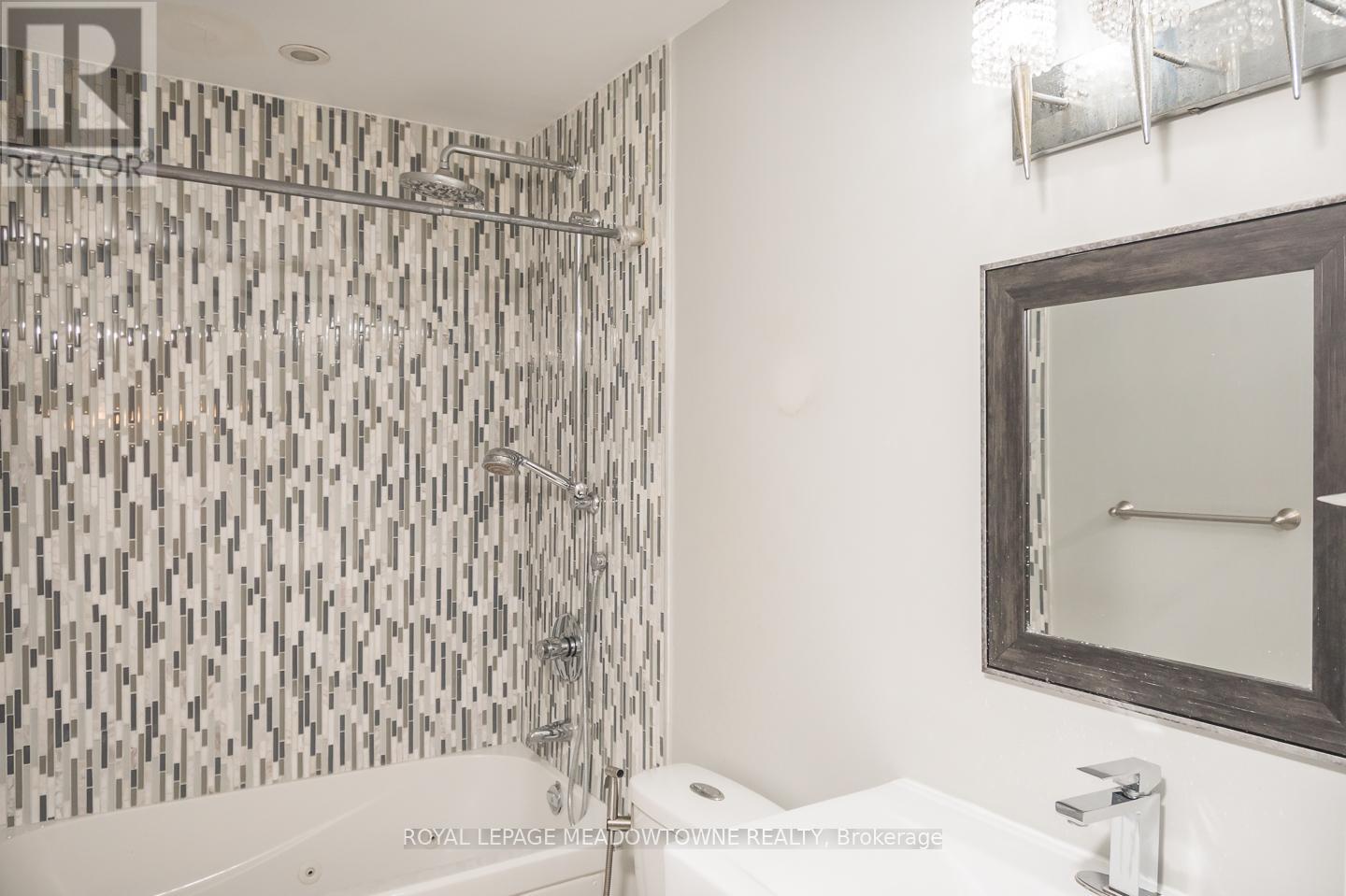 3486 EGLINTON AVENUE W - 30