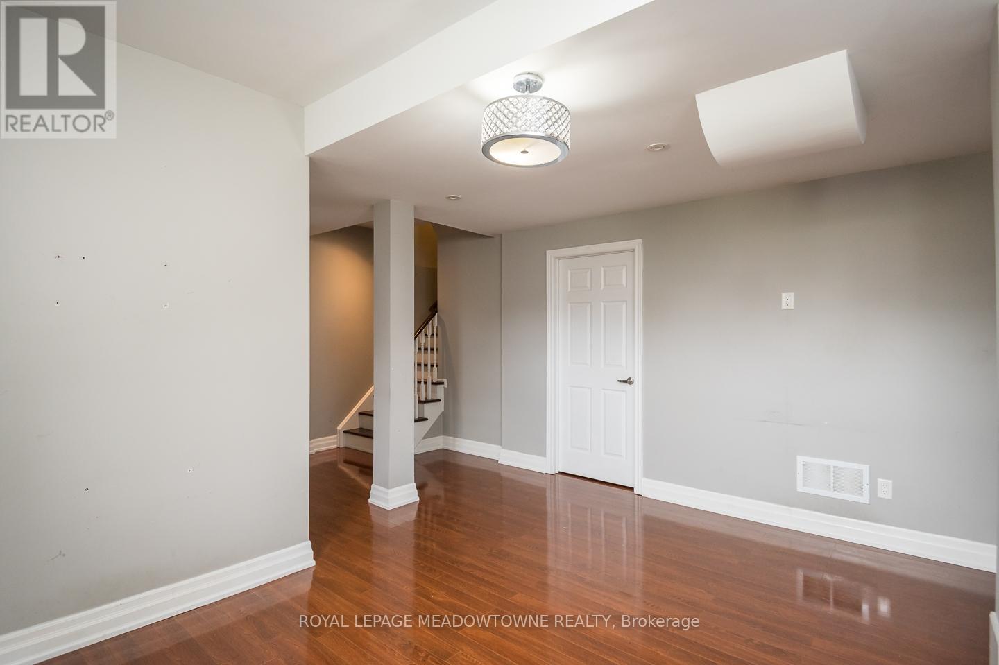 3486 EGLINTON AVENUE W - 33