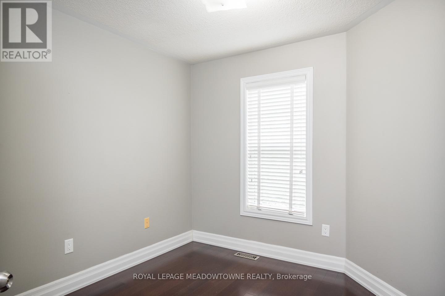 3486 EGLINTON AVENUE W - 28