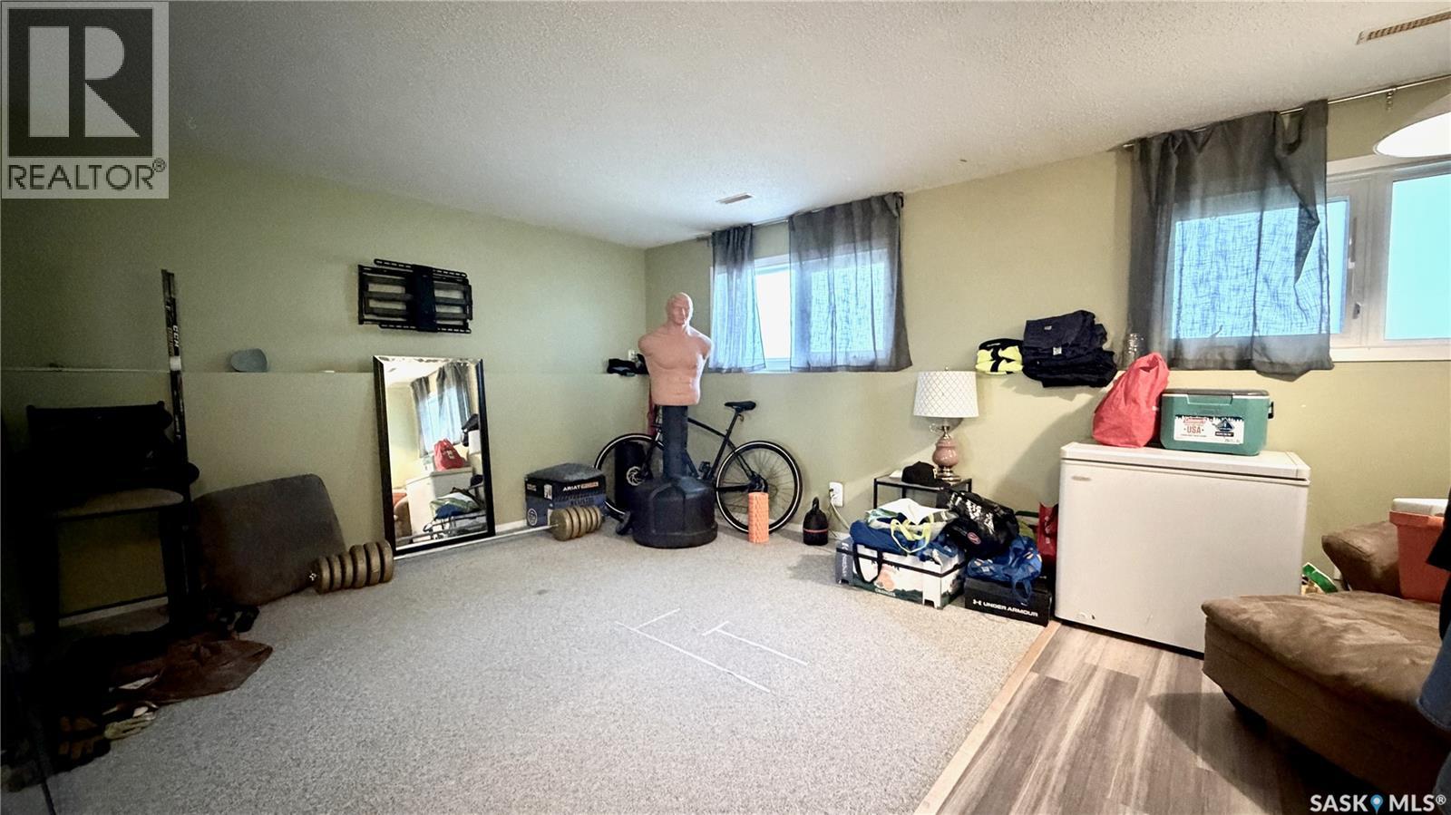 #409 109th STREET W - 11