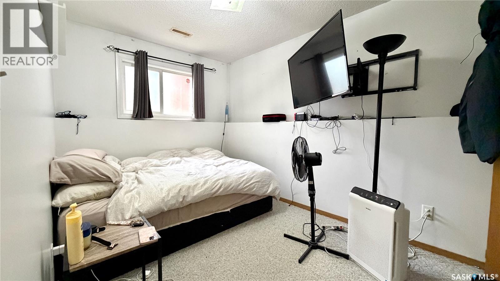 #409 109th STREET W - 15