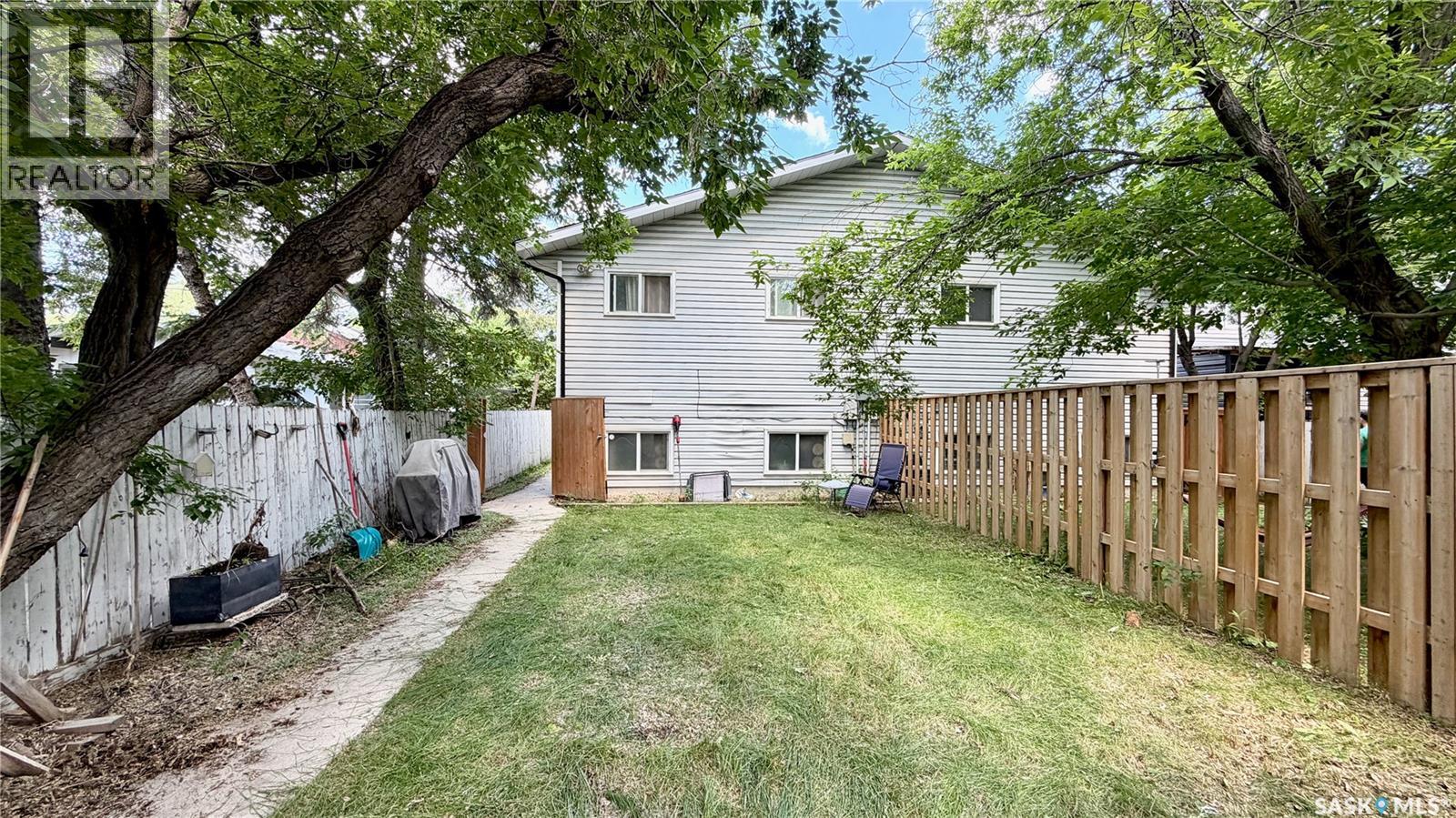 #409 109th STREET W - 17