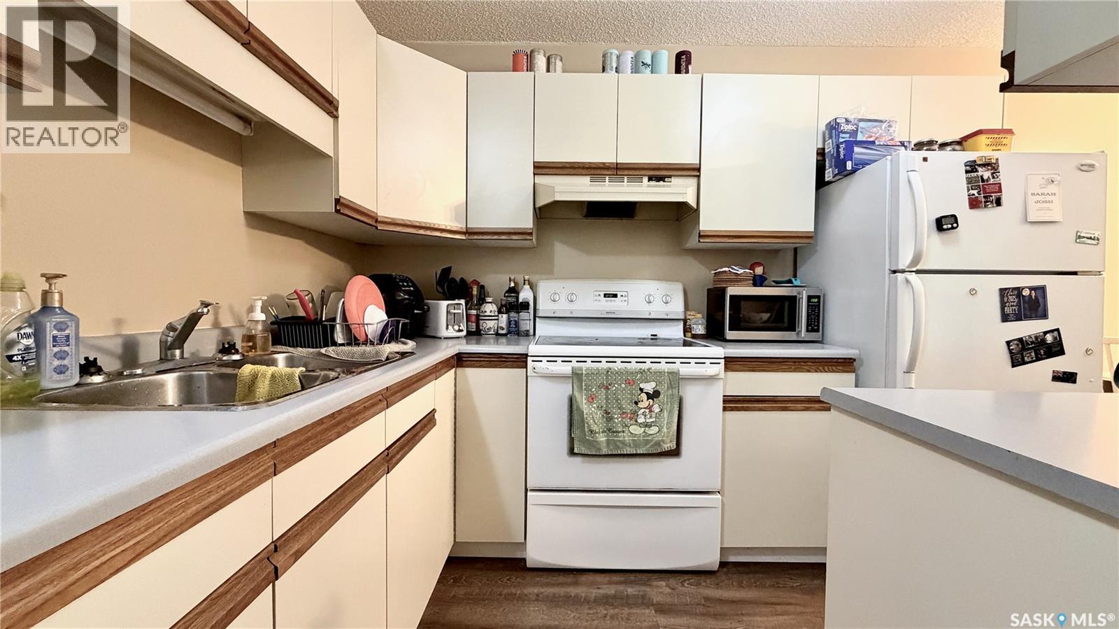 #409 109th STREET W - 23