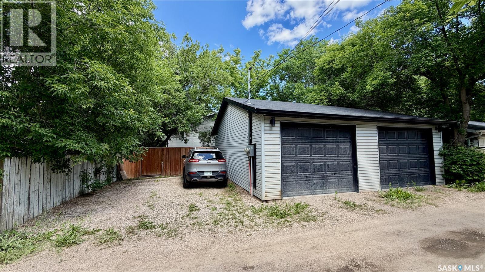 #409 109th STREET W - 41