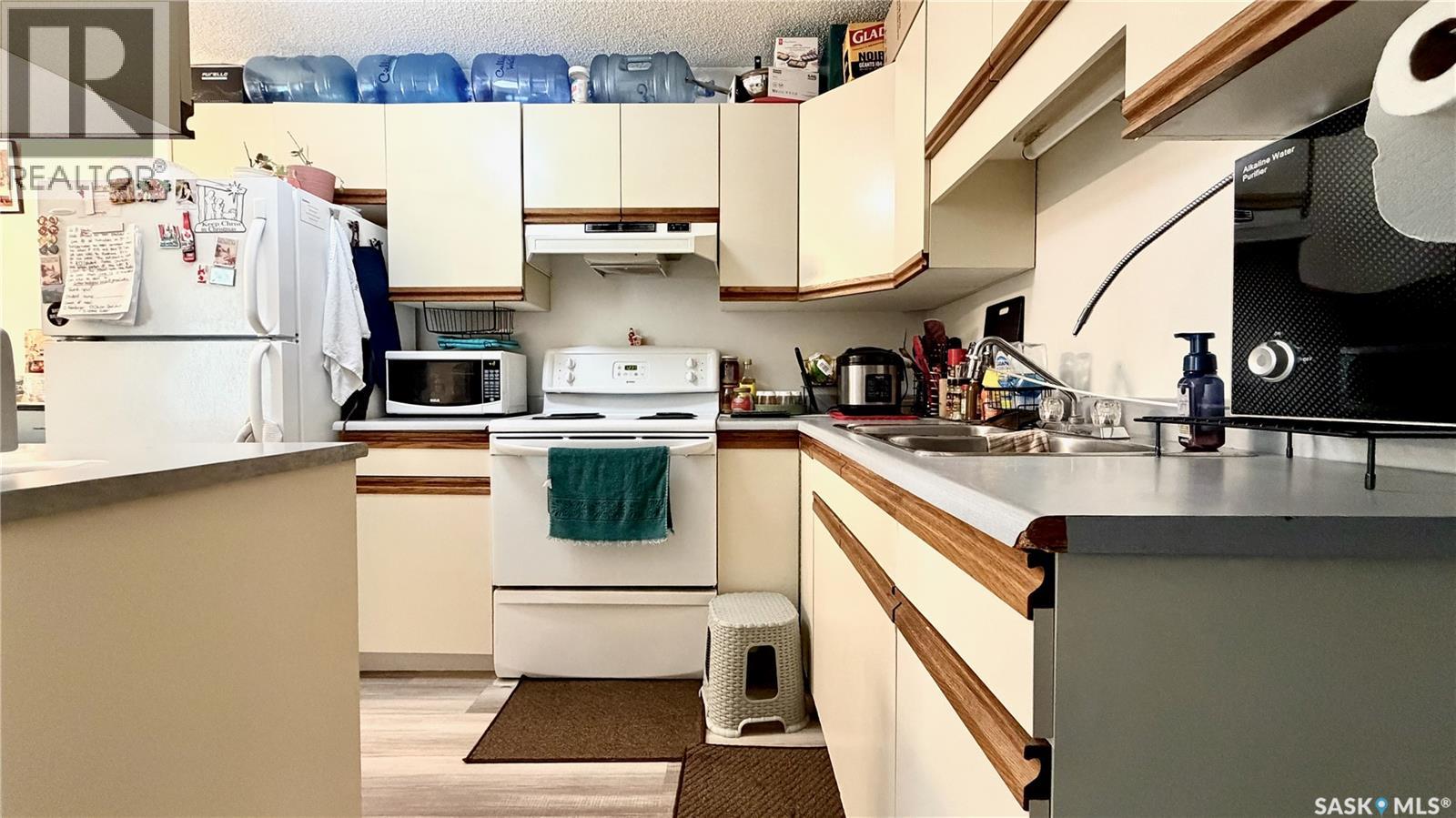 #409 109th STREET W - 5