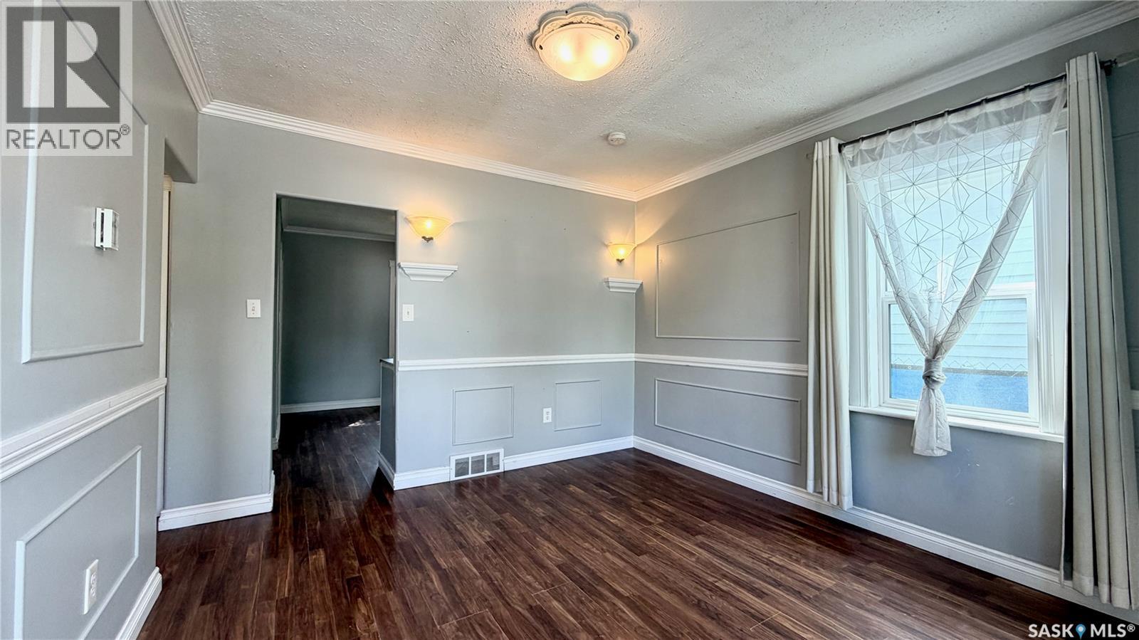 320 M AVENUE N - photo 3
