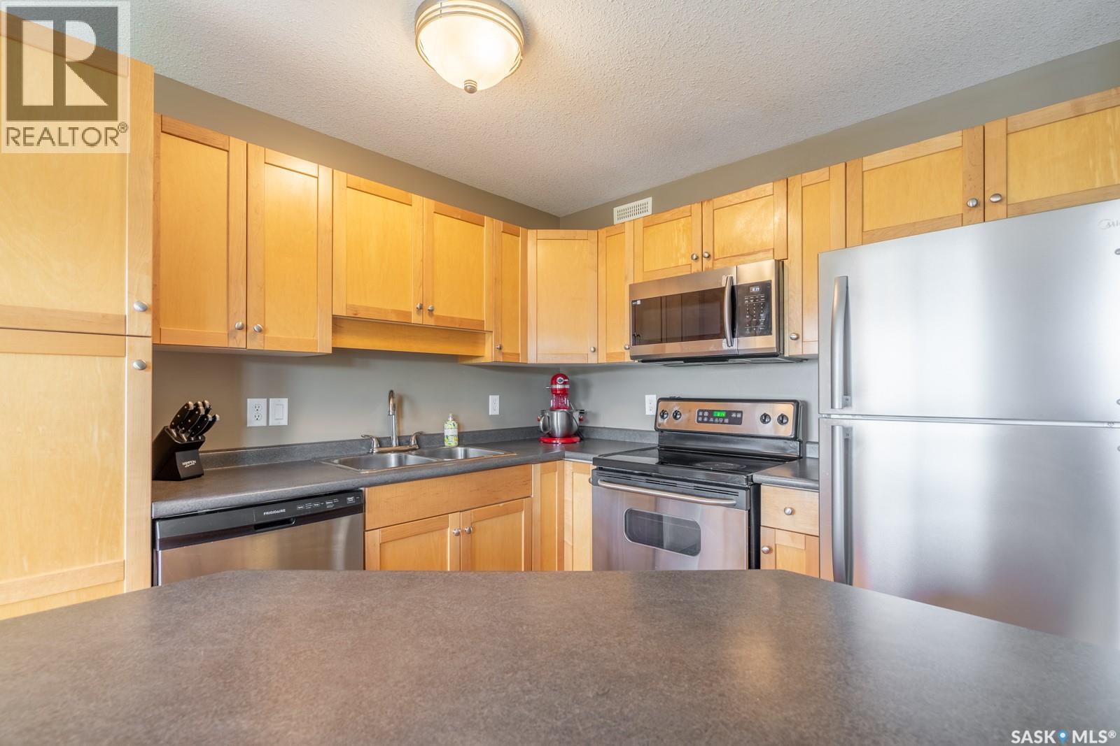 30 2400 Tell PLACE — photo 11