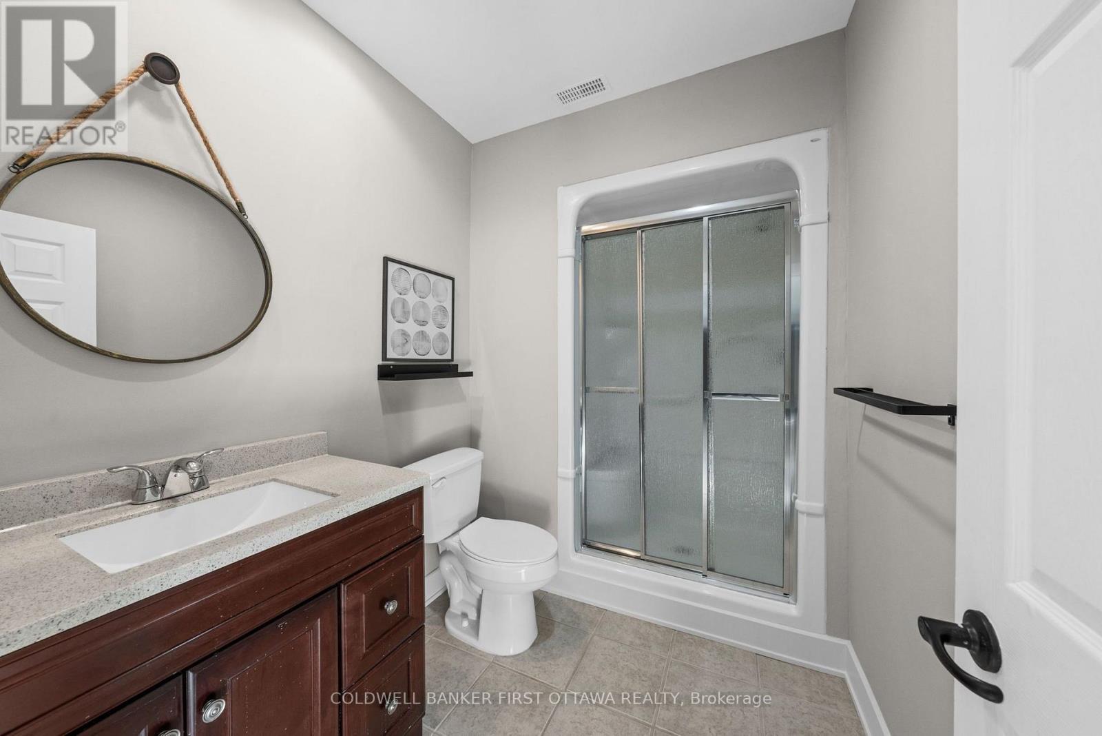 6 Bed, 5 Bath House for Sale in Ottawa – 58 IRONSIDE COURT, Ottawa – MLS# X13541740 - Image 35