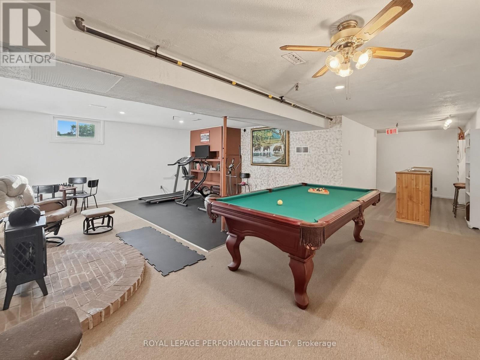 1084 Eadie Road