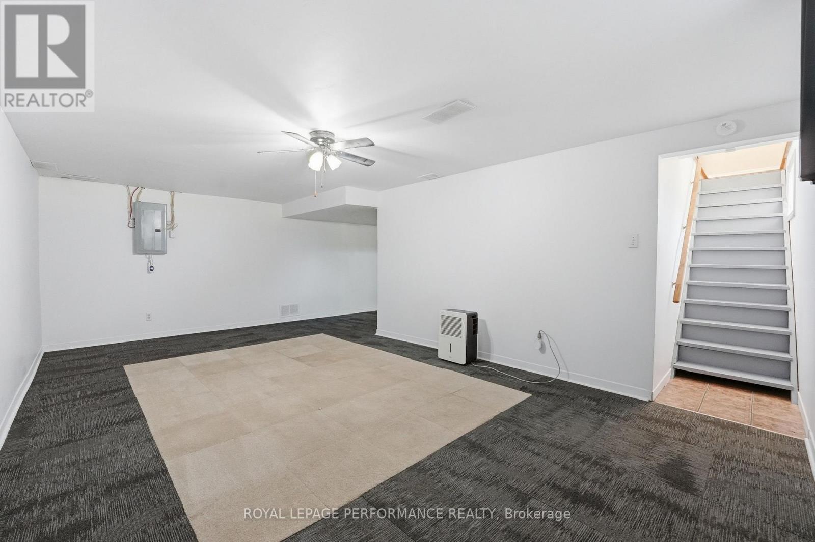 1084 Eadie Road