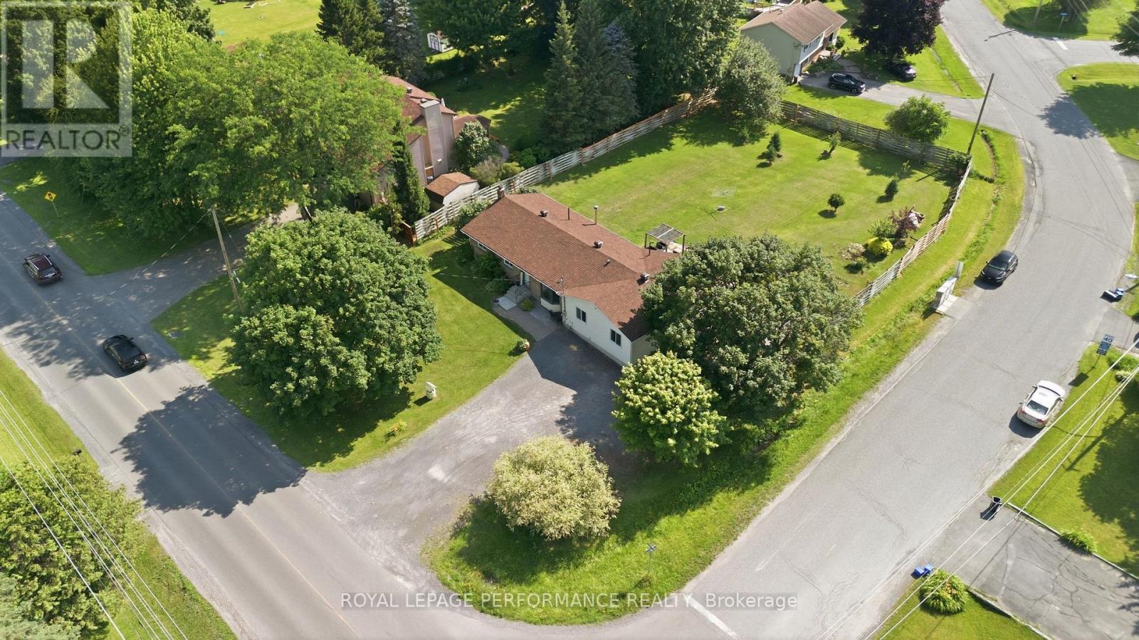 1084 Eadie Road