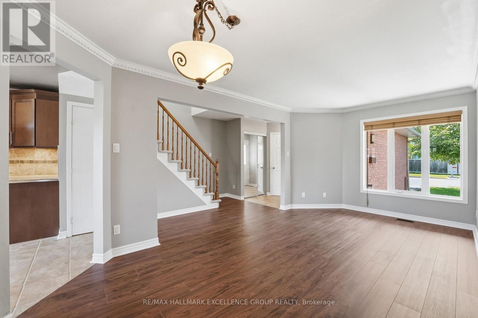 887 NESTING WAY - 11